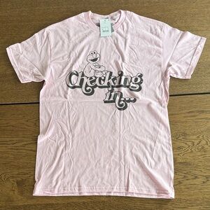 Pink Elmo "Checking In" Graphic Tee Size M - NWT - Sesame Street